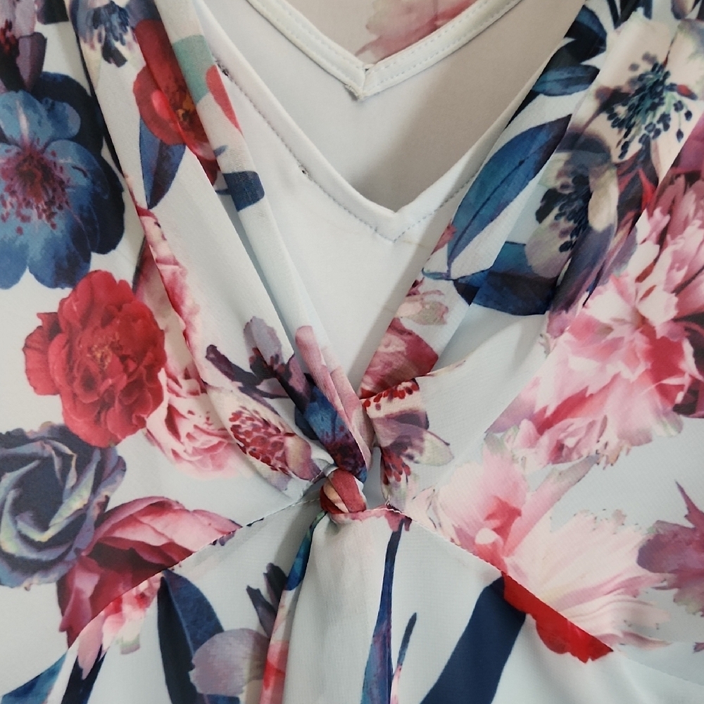 Floral High-Low Dress - Picture 4 of 7